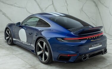 Porsche 911 SPORT CLASSIC (992) 10