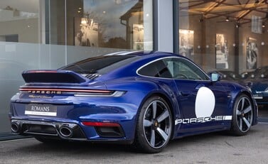 Porsche 911 SPORT CLASSIC (992) 4