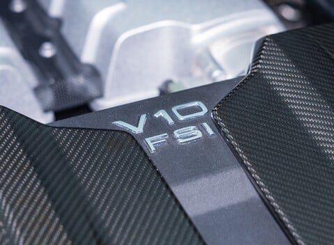 Audi R8 V10 PERFORMANCE CARBON BLACK 43