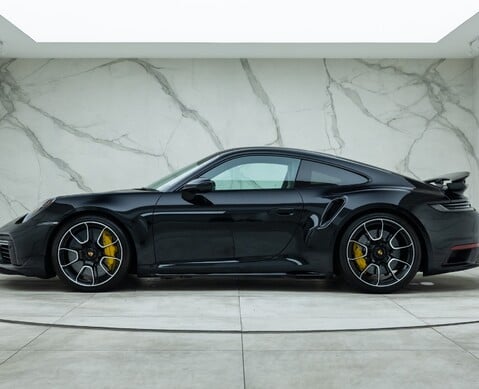 Porsche 911 Turbo S (992) 