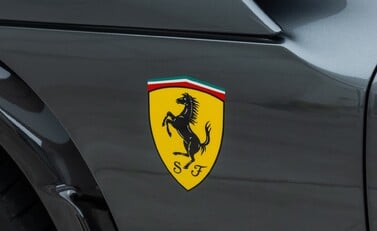 Ferrari Purosangue 38