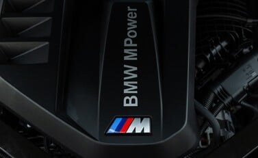 BMW M4 COMPETITION XDRIVE M Performance 50