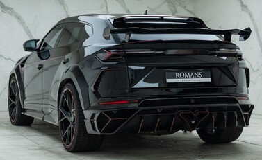 Lamborghini Urus Mansory 10