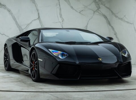 Lamborghini Aventador LP 700-4 9