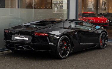 Lamborghini Aventador LP 700-4 4