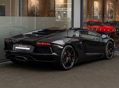 Lamborghini Aventador LP 700-4 4