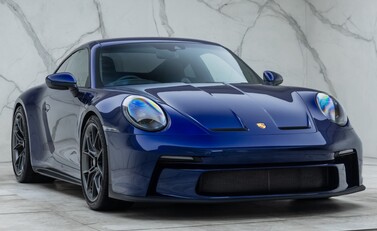 Porsche 911 GT3 TOURING (992) 9