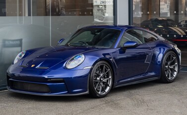 Porsche 911 GT3 TOURING (992) 2