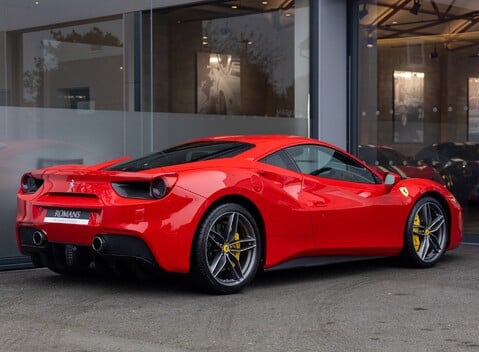 Ferrari 488 GTB 4