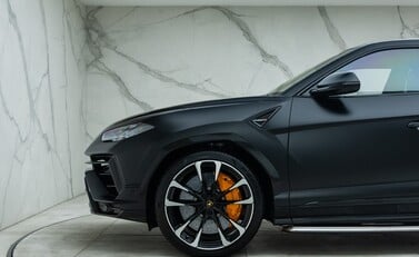 Lamborghini Urus S 36