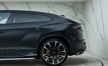 Lamborghini Urus S 37