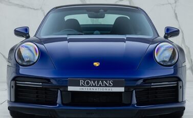 Porsche 911 Turbo (992) 7