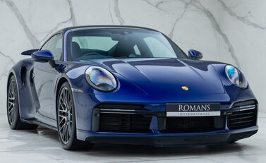 Porsche 911 Turbo (992) 9