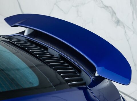 Porsche 911 Turbo (992) 30