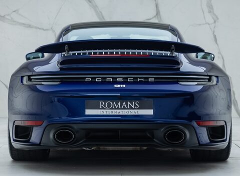 Porsche 911 Turbo (992) 8