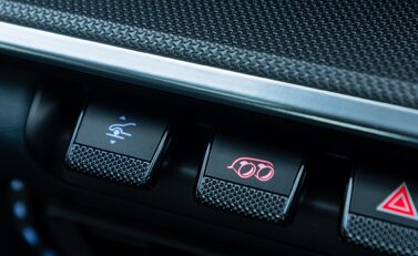 Porsche 911 Turbo (992) 23