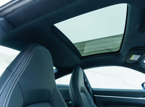 Porsche 911 Turbo (992) 16