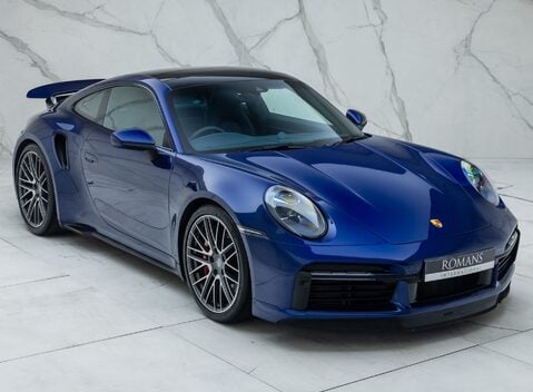 Porsche 911 Turbo (992) 11