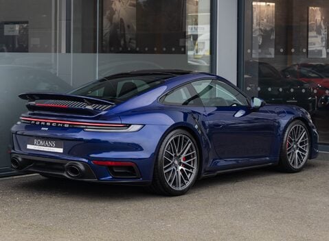 Porsche 911 Turbo (992) 4