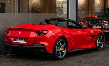 Ferrari Portofino M 4