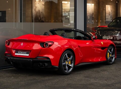 Ferrari Portofino M 4