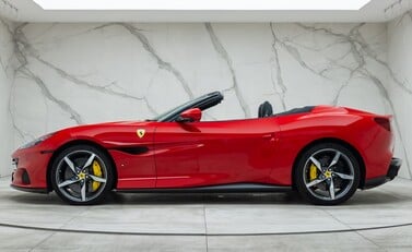 Ferrari Portofino M 6