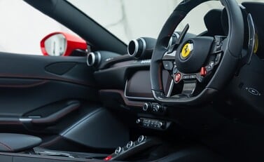 Ferrari Portofino M 16