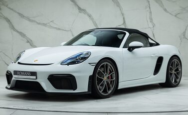 Porsche 718 SPYDER 5
