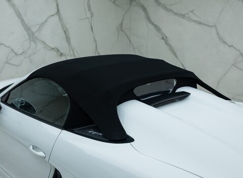 Porsche 718 SPYDER 35