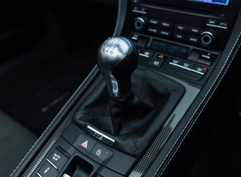 Porsche 718 SPYDER 25