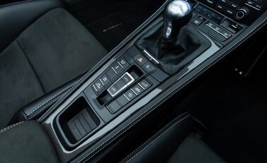 Porsche 718 SPYDER 26