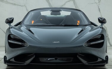 McLaren 765LT Spider 10