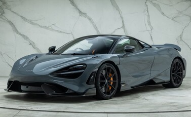 McLaren 765LT Spider 5