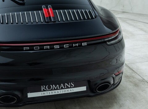 Porsche 911 Carrera 4S (992) 29