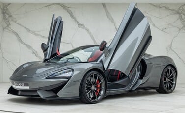 McLaren 570S Spider 3