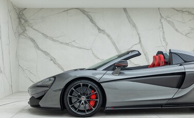 McLaren 570S Spider 46