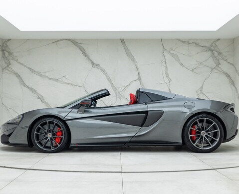 McLaren 570S Spider 