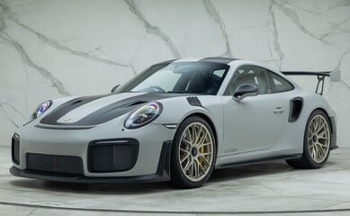 Porsche 911 GT2 RS (991)