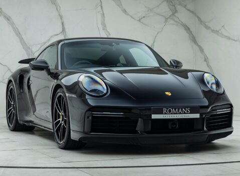 Porsche 911 Turbo S (992) 9