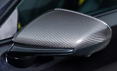 Porsche 911 Turbo S (992) 38