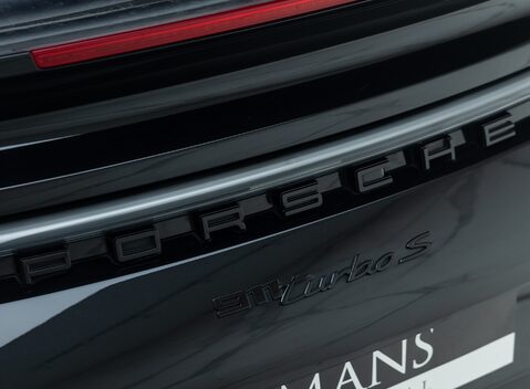 Porsche 911 Turbo S (992) 40