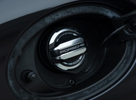 Porsche 911 Turbo S (992) 37