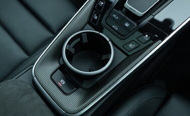 Porsche 911 Turbo S (992) 28