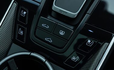 Porsche 911 Turbo S (992) 29