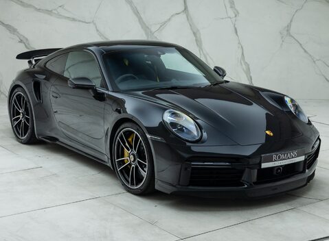 Porsche 911 Turbo S (992) 11