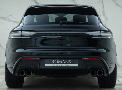 Porsche Macan GTS 8
