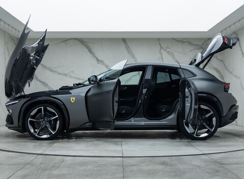 Ferrari Purosangue 6