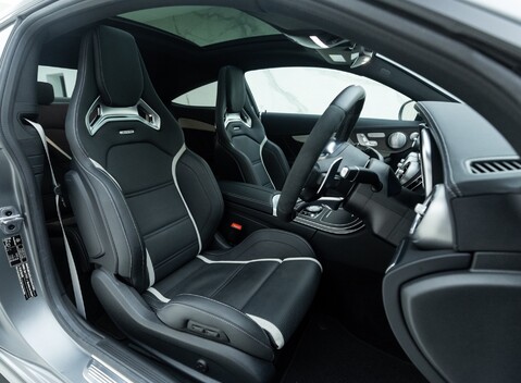 Mercedes-Benz C63 AMG S PREMIUM PLUS 12