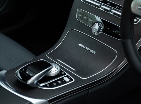 Mercedes-Benz C63 AMG S PREMIUM PLUS 19