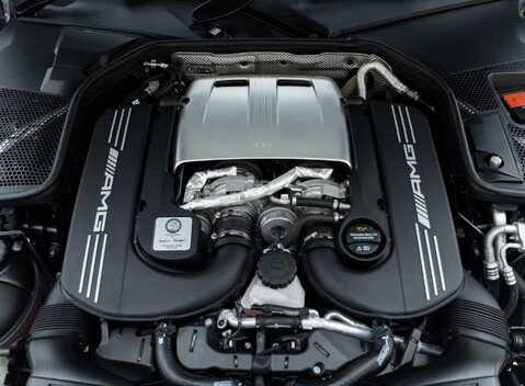 Mercedes-Benz C63 AMG S PREMIUM PLUS 29